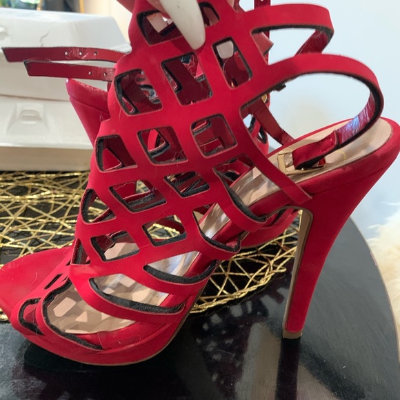 Red strappy heeled sandal - Picture 1 of 4
